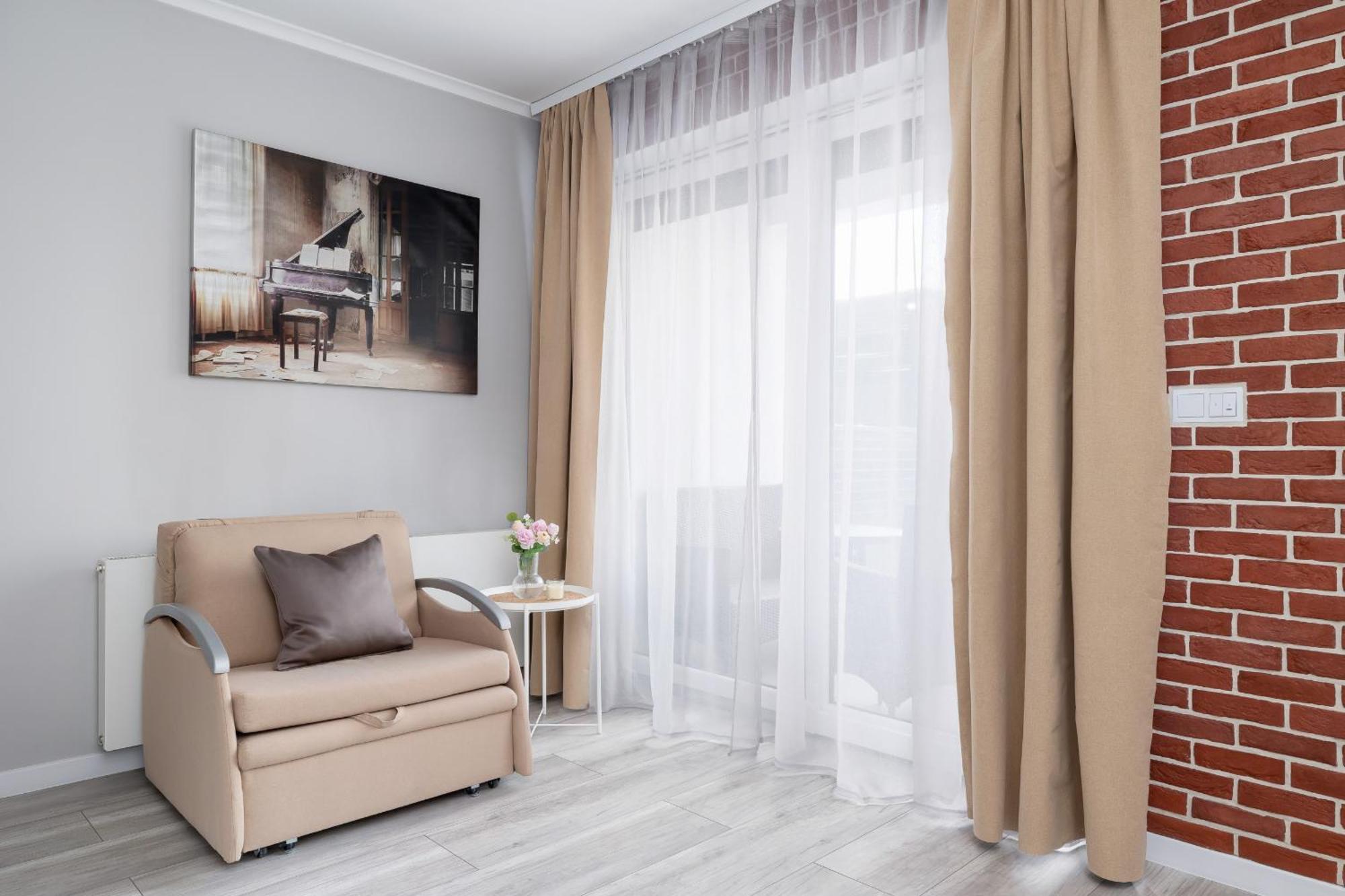 Dabska Studio With Terrace & Parking By Noclegi Renters Krakow Dış mekan fotoğraf